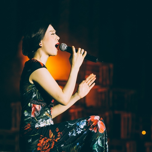 Lệ Quyên Bolero LK Nhạc Vàng Xưa Chấn Động Mọi Con Tim