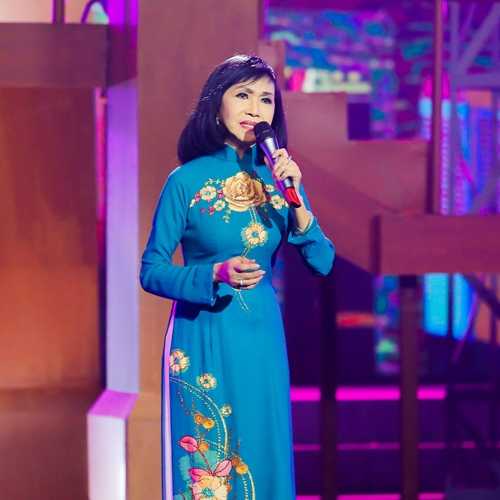 Tiễn bước sang ngang - Trang Mỹ Dung
