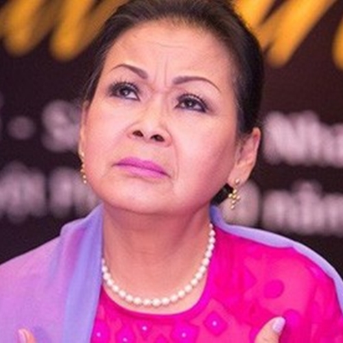 Tôi Là Ai- Khánh Ly-(Trịnh Công Sơn)