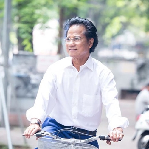 Đây Chính Là Đỉnh Cao Sự Nghiệp Ông Vua Nhạc Vàng Chế Linh